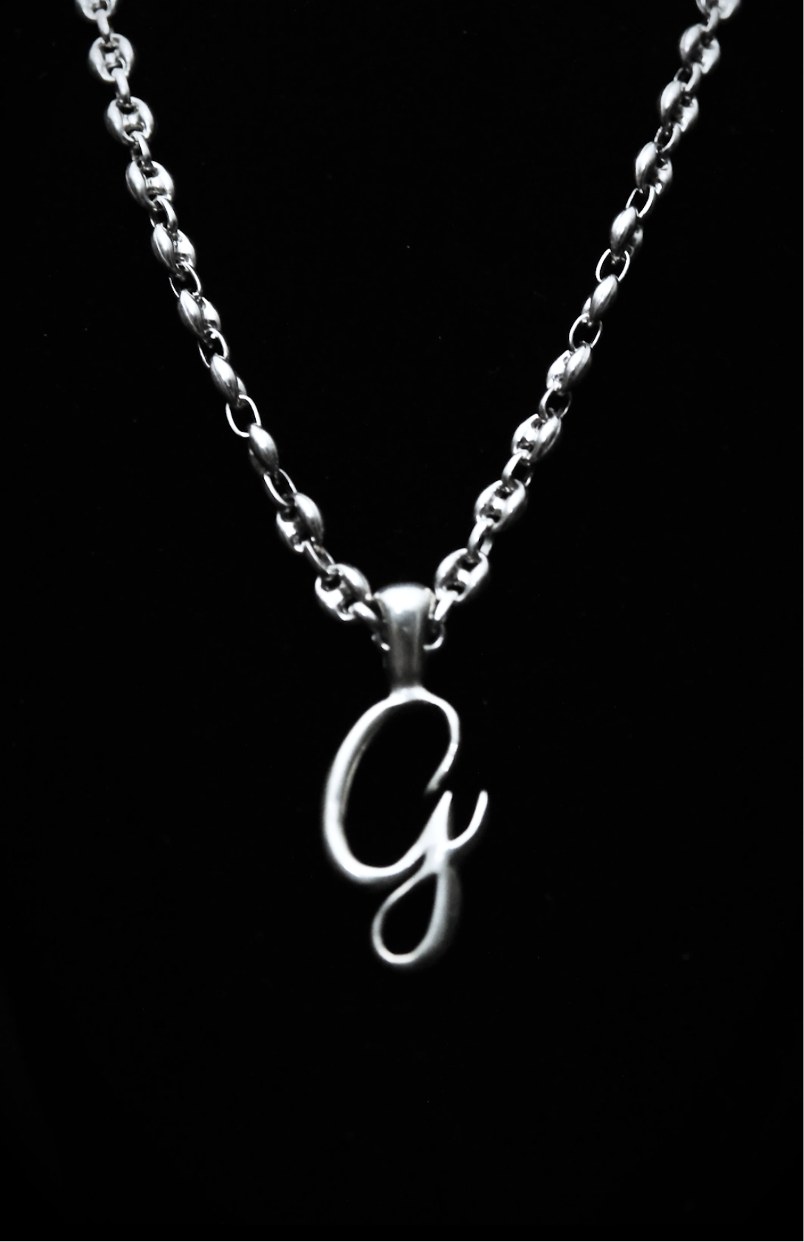 INITIAL PENDANT